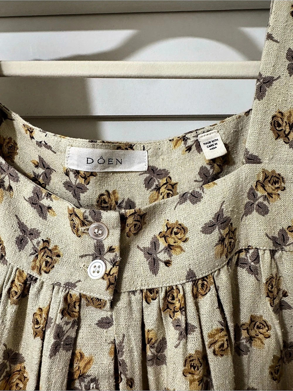 Doen Floral Mini Dress - Picture 3 of 5